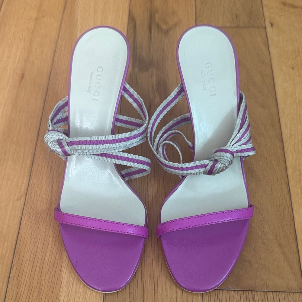 Gucci Women's Pink and Cream Strappy Heels